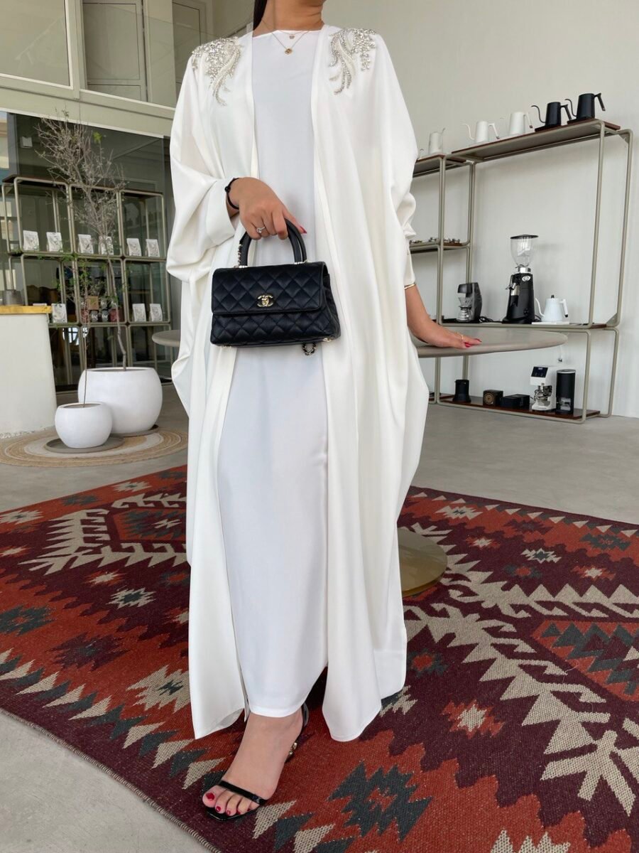 LF23003 – white