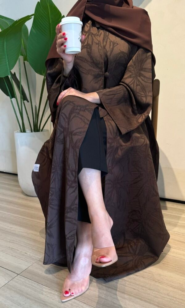 LAM005 – Brown