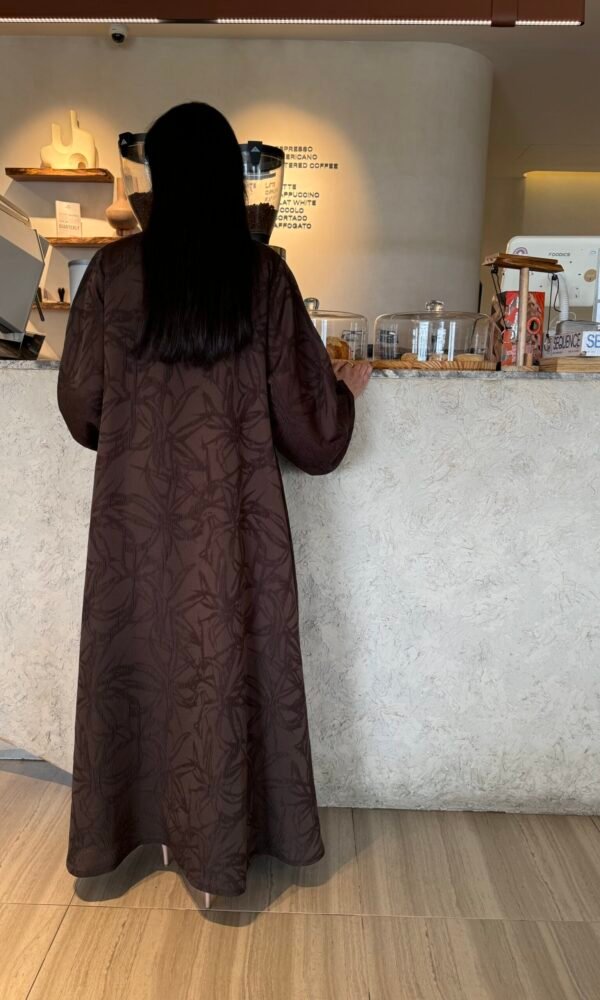 LAM005 – Brown