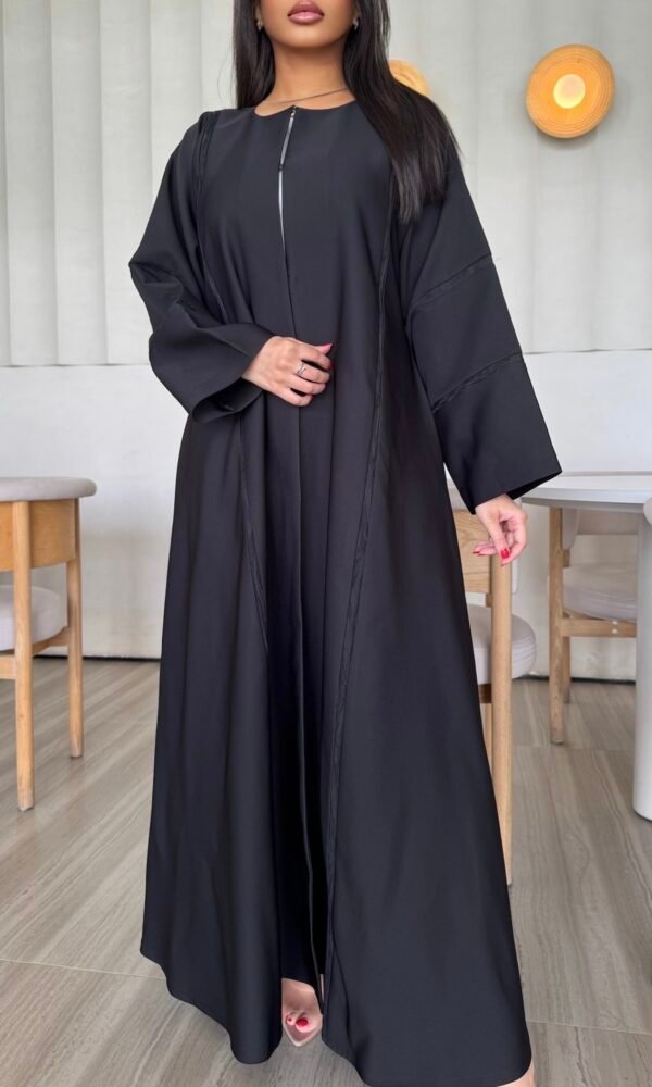 LAM012 – Black