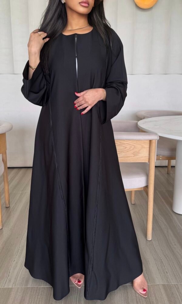 LAM012 – Black