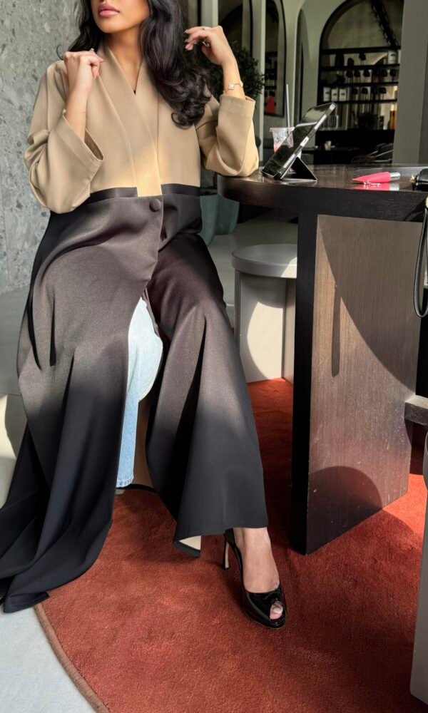 LAM020 – Beige with black