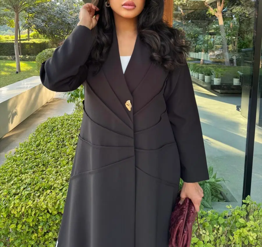 LAM025 – Black