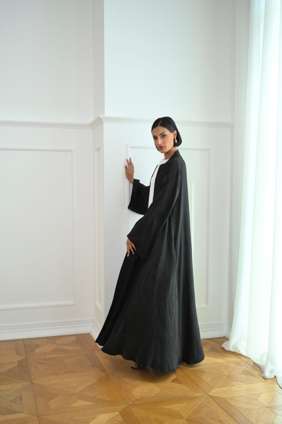 LF26005 – Black