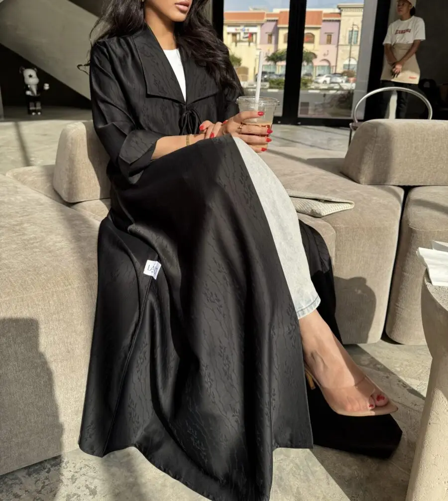 LAM029 – Black