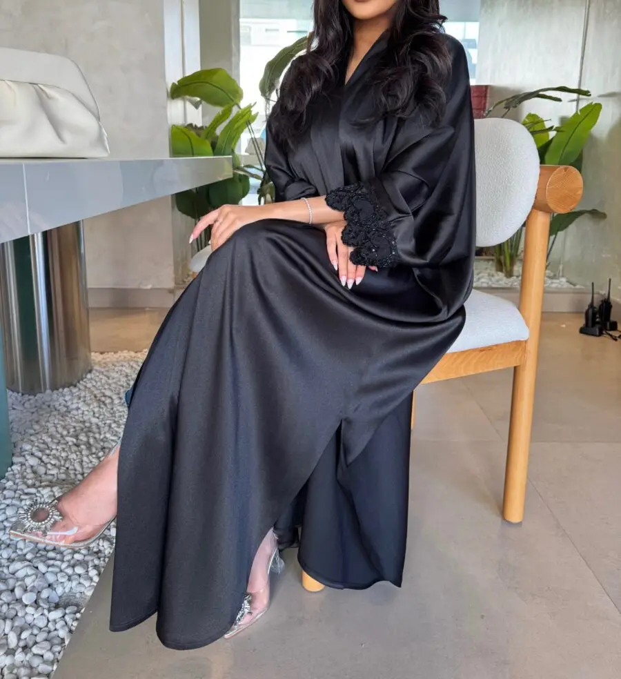 LAM032 – Black