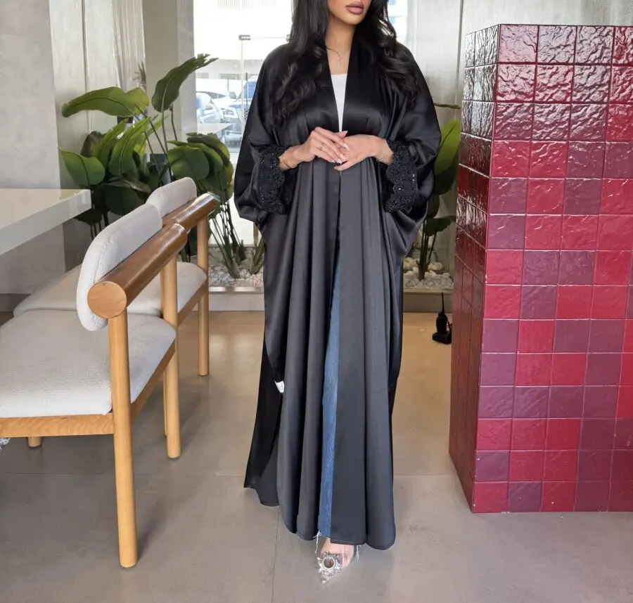 LAM032 – Black