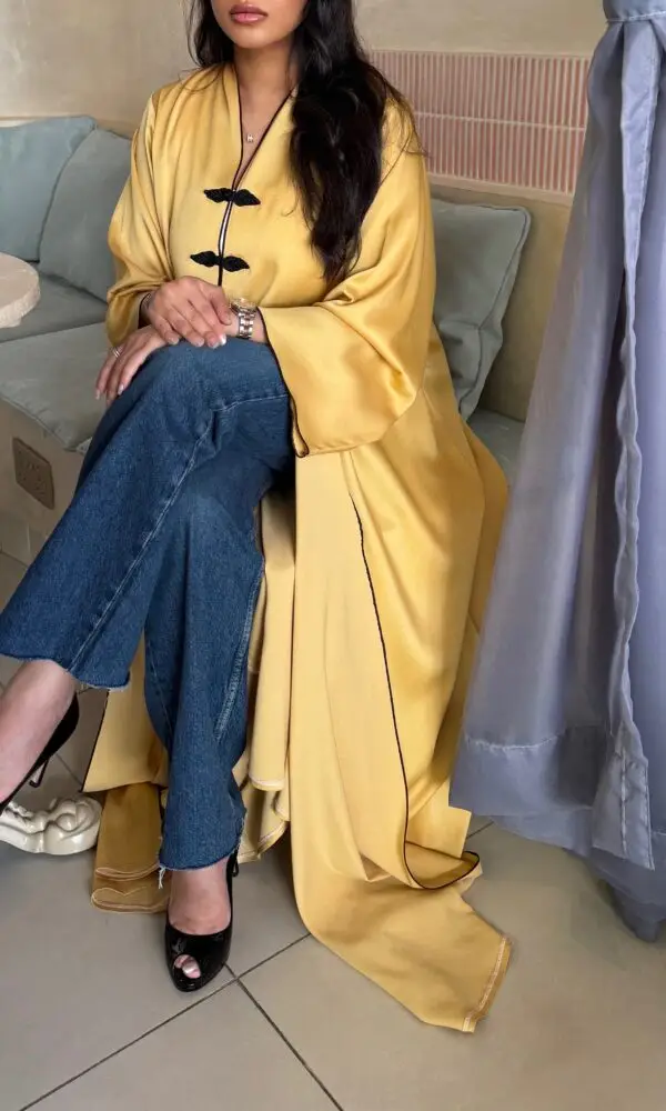 LAM033 – Yellow