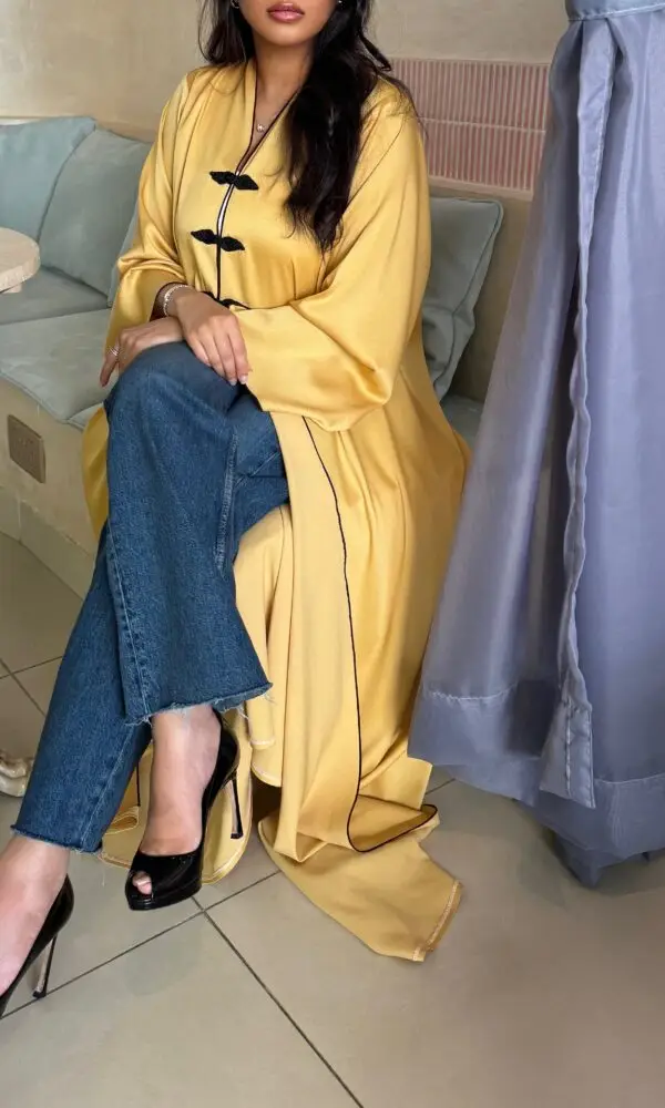 LAM033 – Yellow